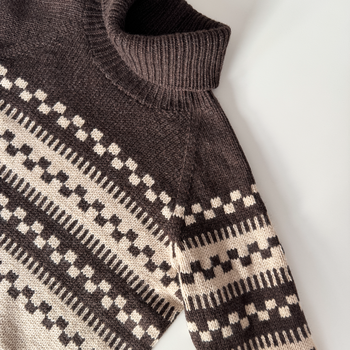 Evolve Sweater Man