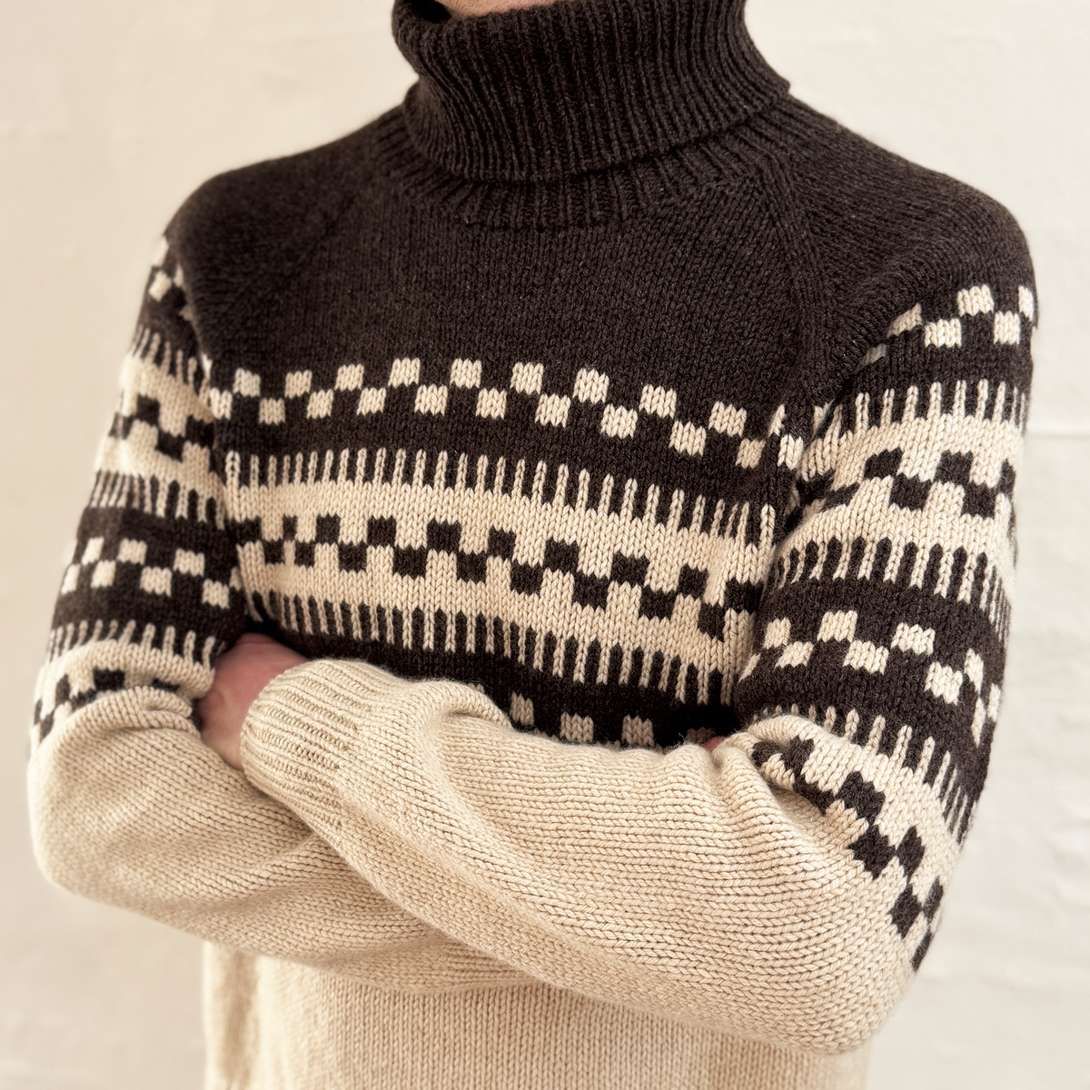 Evolve Sweater Man