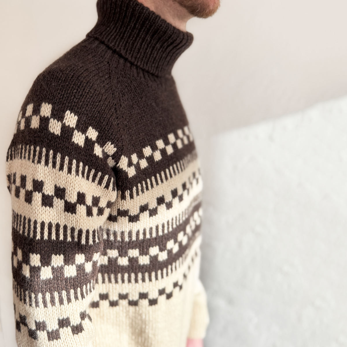 Evolve Sweater Man